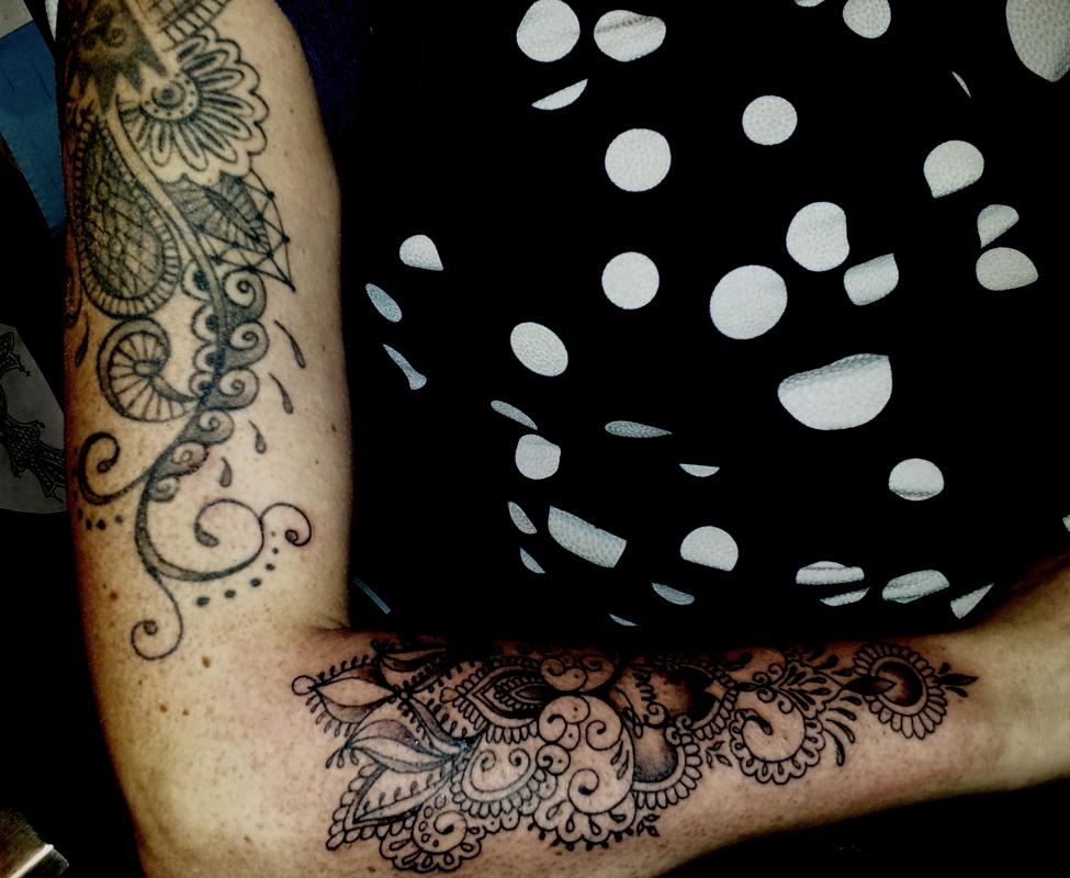 tattoo mandala bras