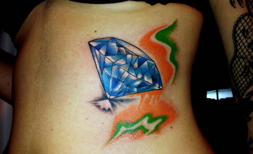 tattoo diamant couleur