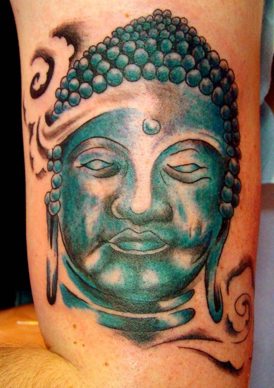 tattoo bouddha couleur