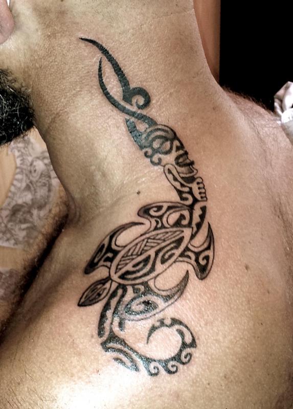 tattoo polynesien tortue